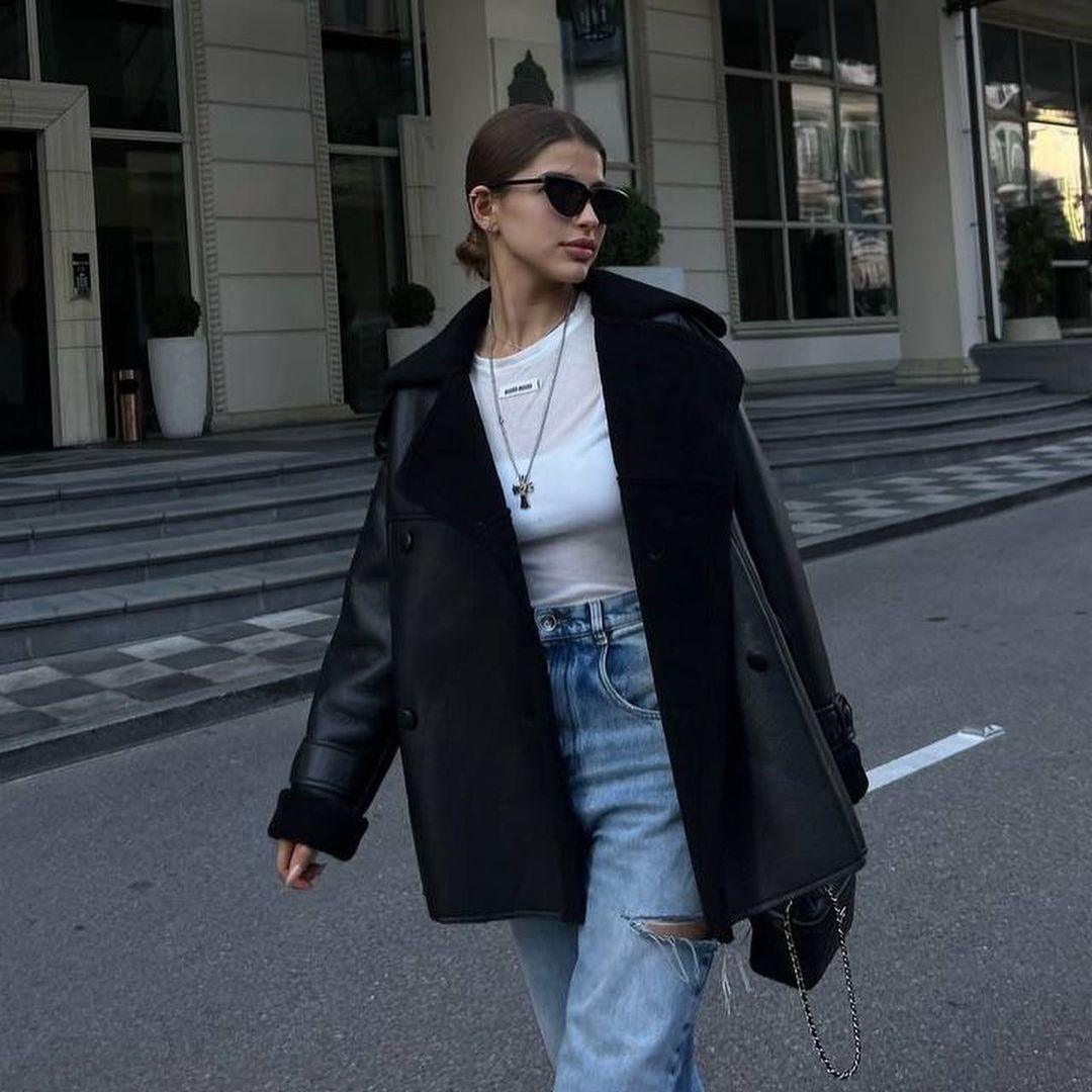 Maillard Casual Coat – Imitation Suede - MRC STOREJacketsMRC STOREA woman wearing a casual coat with imitation suede material in black color, paired with a white top and blue jeans.MRC STORECJYD227534519SHBlack And White SuedeL