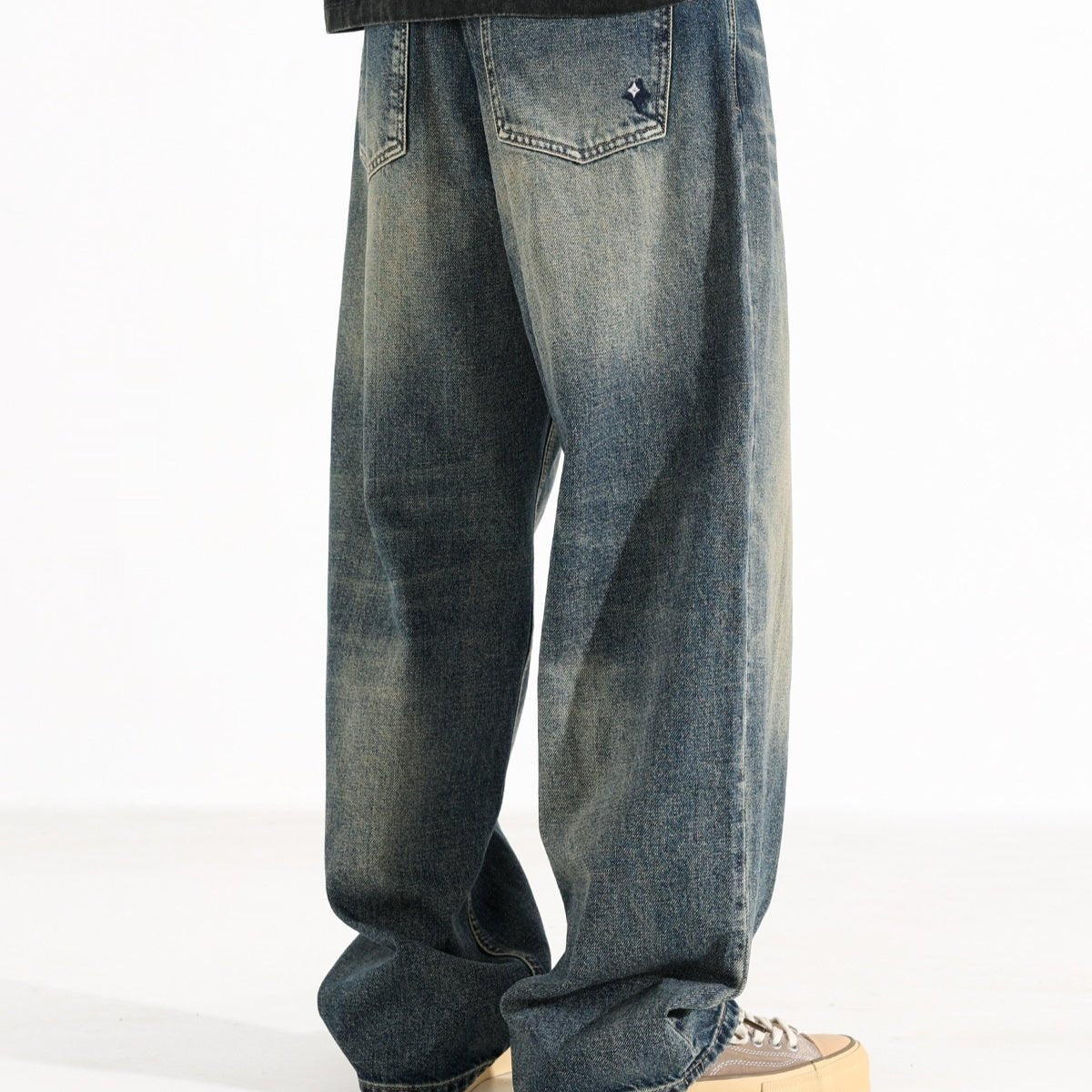 Vintage Denim Style Wide Leg Jeans - MRC STOREjeansMRC STOREBlue jeans on a white backgroundMRC STORECJNZ245828910JQRetro Blue with Velvet28