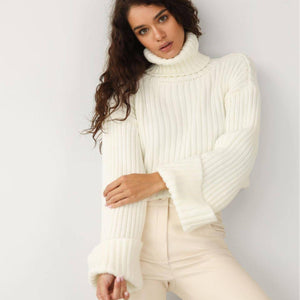 Stylish Striped Turtleneck Sweater for Women – Ultra - Short Loose Fit Design - MRC STORESweaters & HoodiesMy StoreStylish Striped Turtleneck Sweater for Women – Ultra - Short Loose Fit Design - MRC STOREMRC STORECJMY224040312LOBlackL
