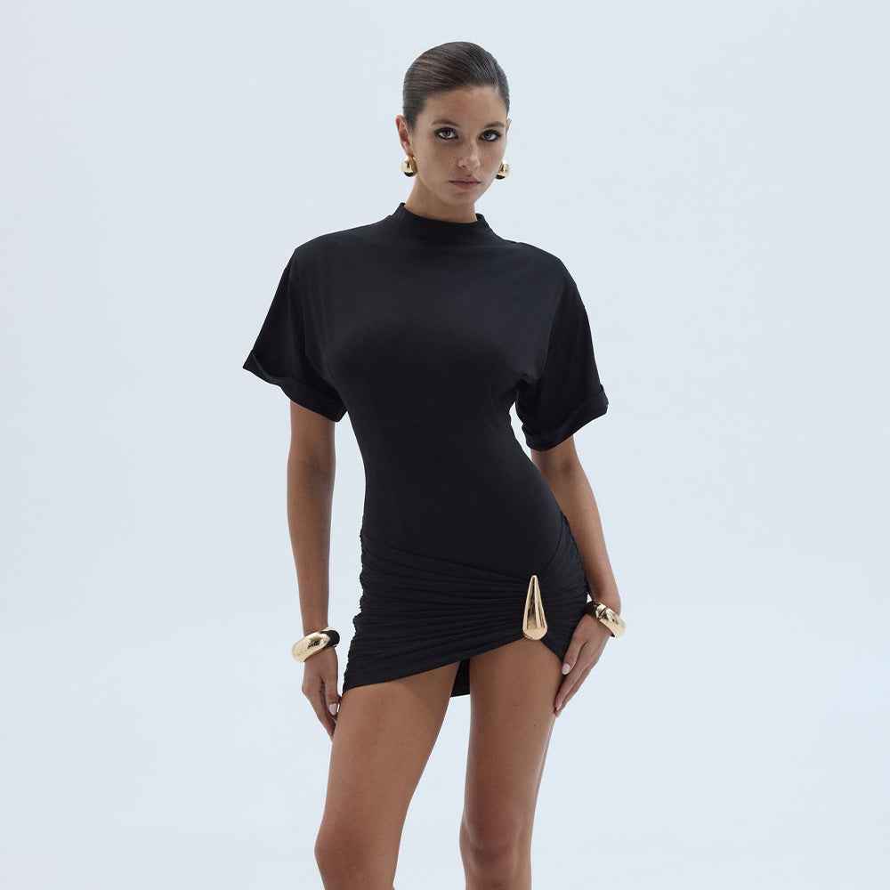 MRC STORE crew-neck pleated high-waist sheath dress displayed on a mannequin, featuring elegant pleats and a fitted silhouette.