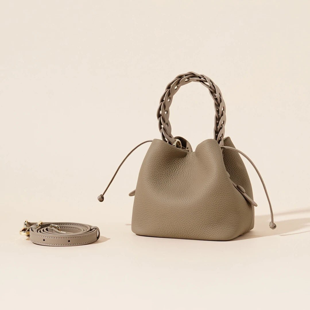 First - Layer Cowhide Woven Bucket Crossbody Bag - MRC STOREBagMRC STOREFirst - Layer Cowhide Woven Bucket Crossbody Bag MRC STORE MRC STORECJNS256510202BYBiscuit Color16x13x14.5cm