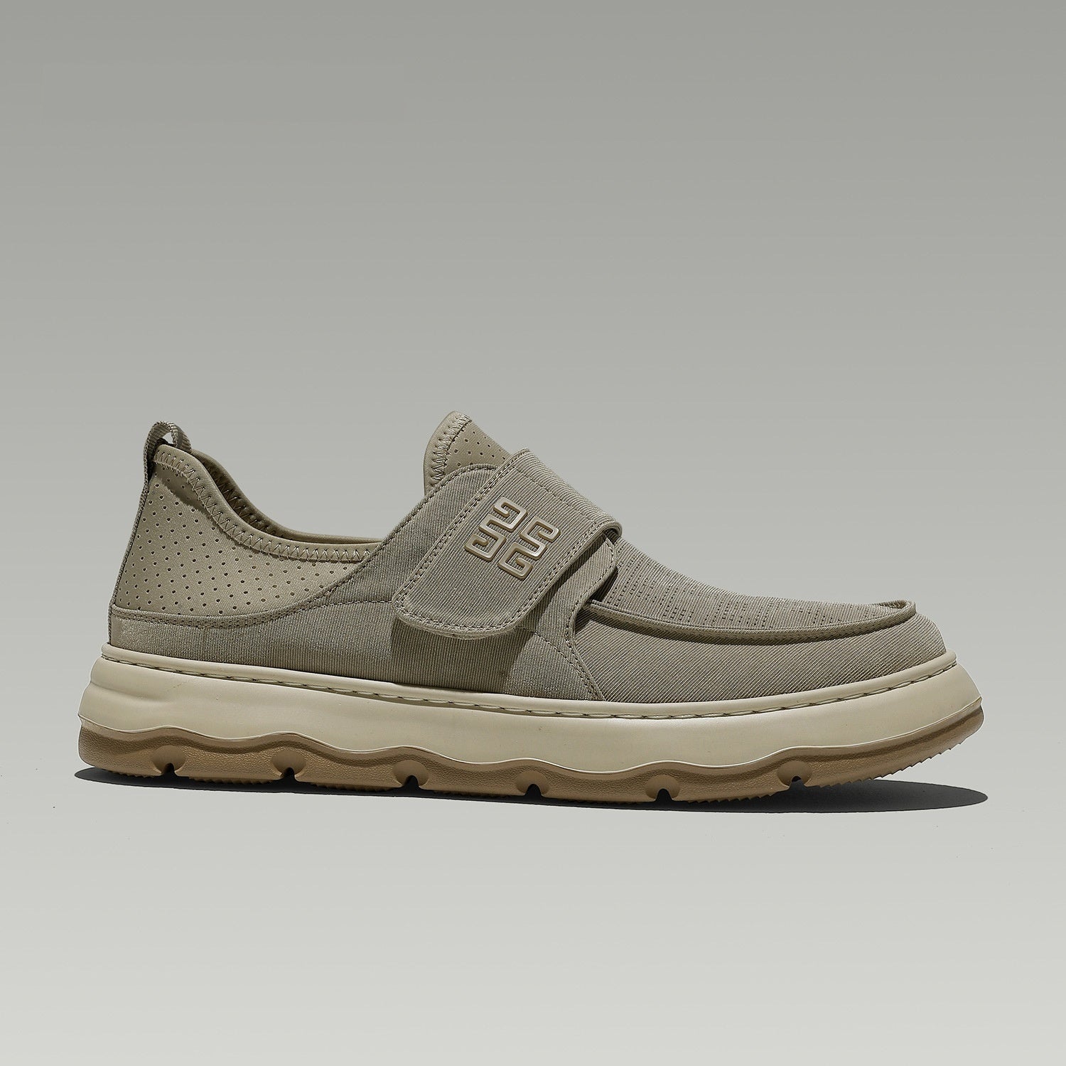 Perforated Breathable Velcro Casual Shoes - MRC STOREShoesMRC STOREPerforated Breathable Velcro Casual Shoes MRC STORE MRC STORECJNS239648801AZKhaki Green39
