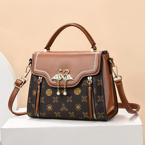 Retro Women’s Shoulder Bag – Printed PVC - MRC STOREAccessoriesMy StoreElegant European Retro Shoulder Bag with Gold Flamingo Detail and Printed Design - MRC STOREMRC STORECJNS216525004DWPink