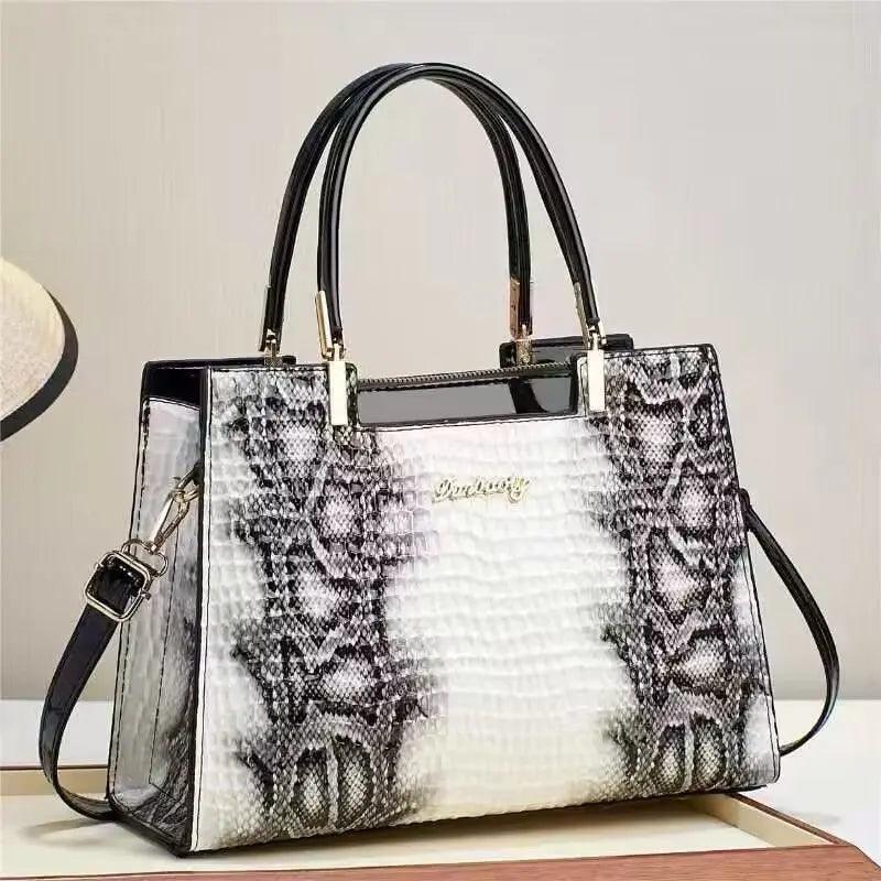 Trendy Large One Shoulder Messenger Bag - MRC STOREAccessoriesMy StoreTrendy Large One Shoulder Messenger Bag - MRC STOREMRC STORECJNS187857302BYBeige