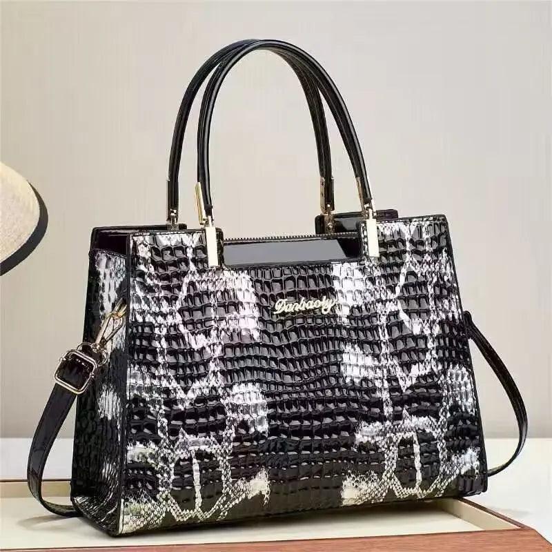 Trendy Large One Shoulder Messenger Bag - MRC STOREAccessoriesMy StoreTrendy Large One Shoulder Messenger Bag - MRC STOREMRC STORECJNS187857301AZBlack