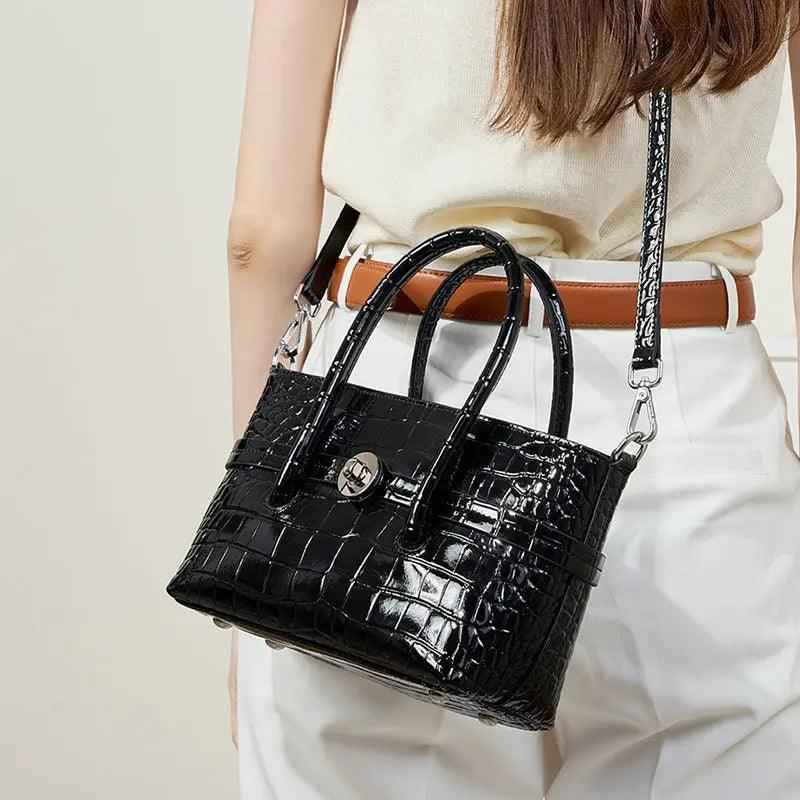 Genuine Leather Handbag - MRC STOREAccessoriesMy StoreGenuine Leather HandbagMRC STORECJNS205641201AZBlack