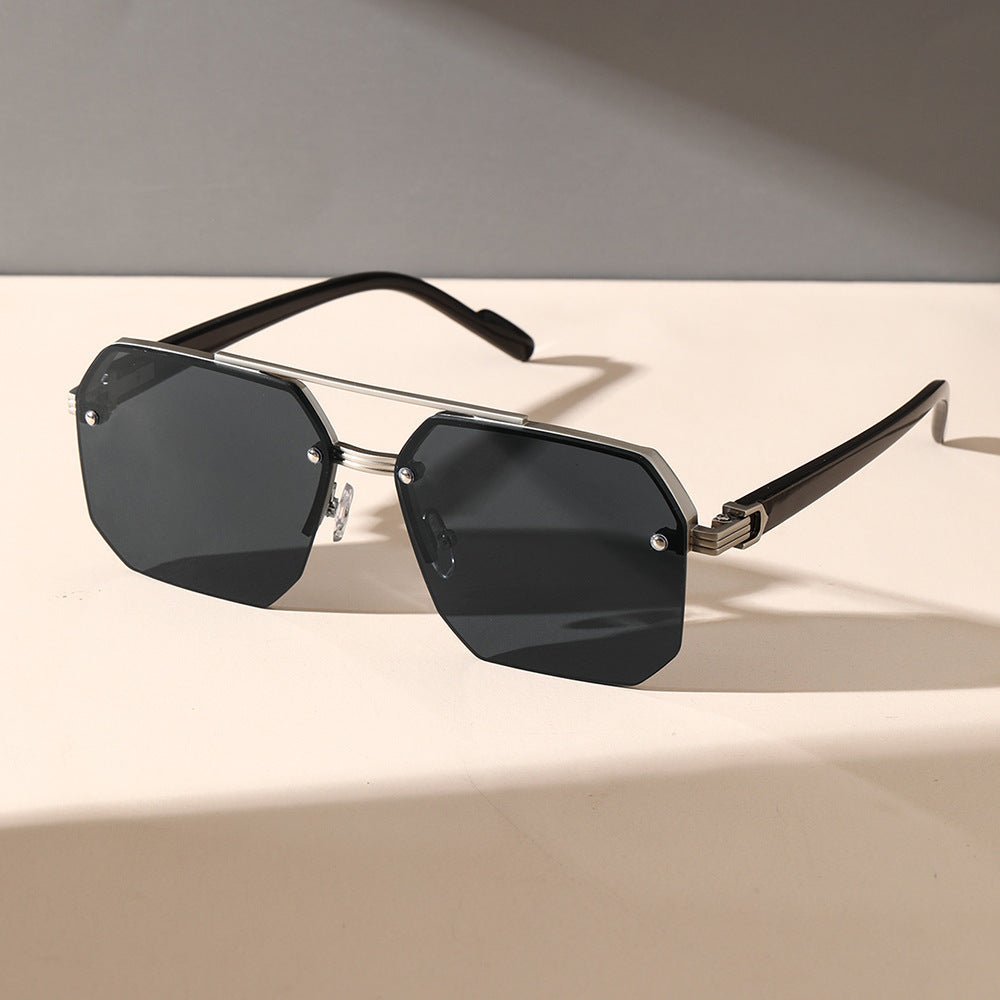 Men’s Fashion Sunglasses - Versatile Silver Gold - MRC STOREAccessoriesMy StoreMen’s Fashion Sunglasses - Versatile Silver Gold My Store MRC STORECJCF235197603CXSilver Frame Gray And Blue