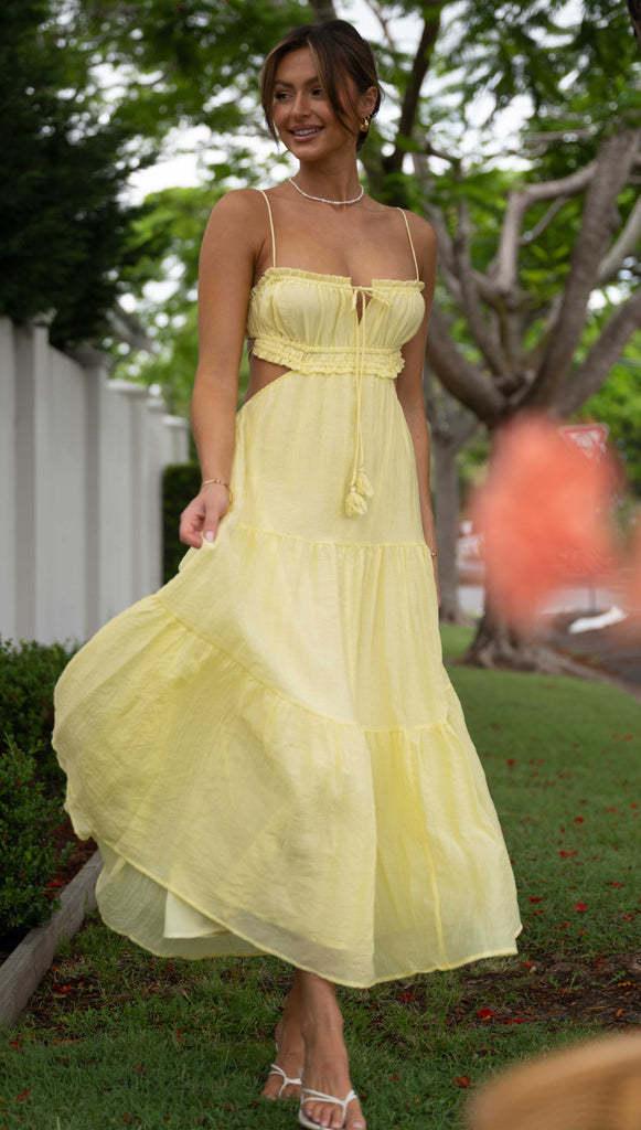 Female Hollow Backless Stitching Big Swing Dress – Elegant Sling Style Dress - MRC STOREDressMy StoreFemale Hollow Backless Stitching Big Swing Dress – Elegant Sling Style Dress - MRC STOREMRC STORECJLY202033507GTYellowL