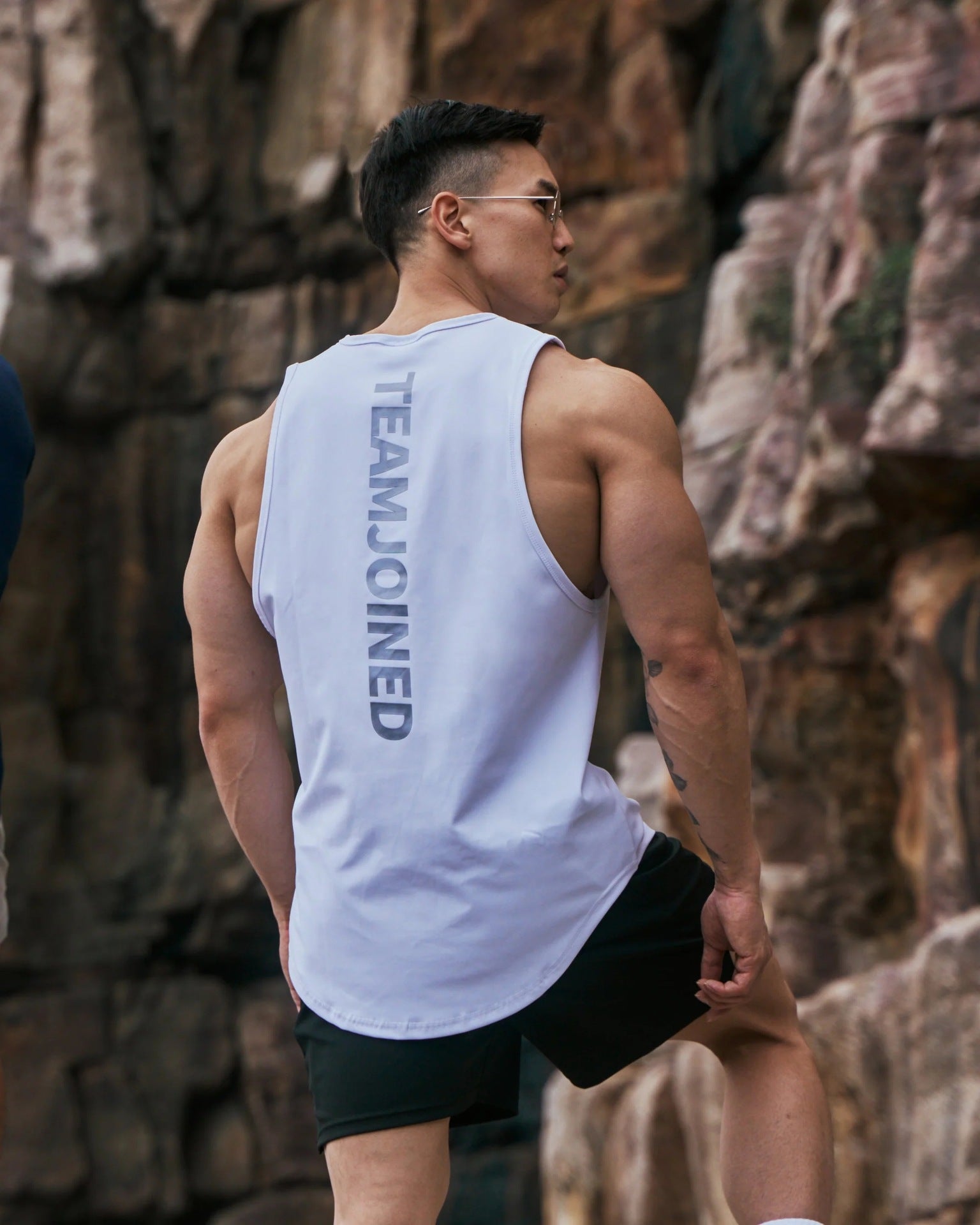 Men’s Sleeveless T-Shirt - Slim Fit Cotton - MRC STOREshirtMy StoreMen’s Sleeveless T-Shirt - Slim Fit Cotton My Store MRC STORECJYD235760817QJWine RedL