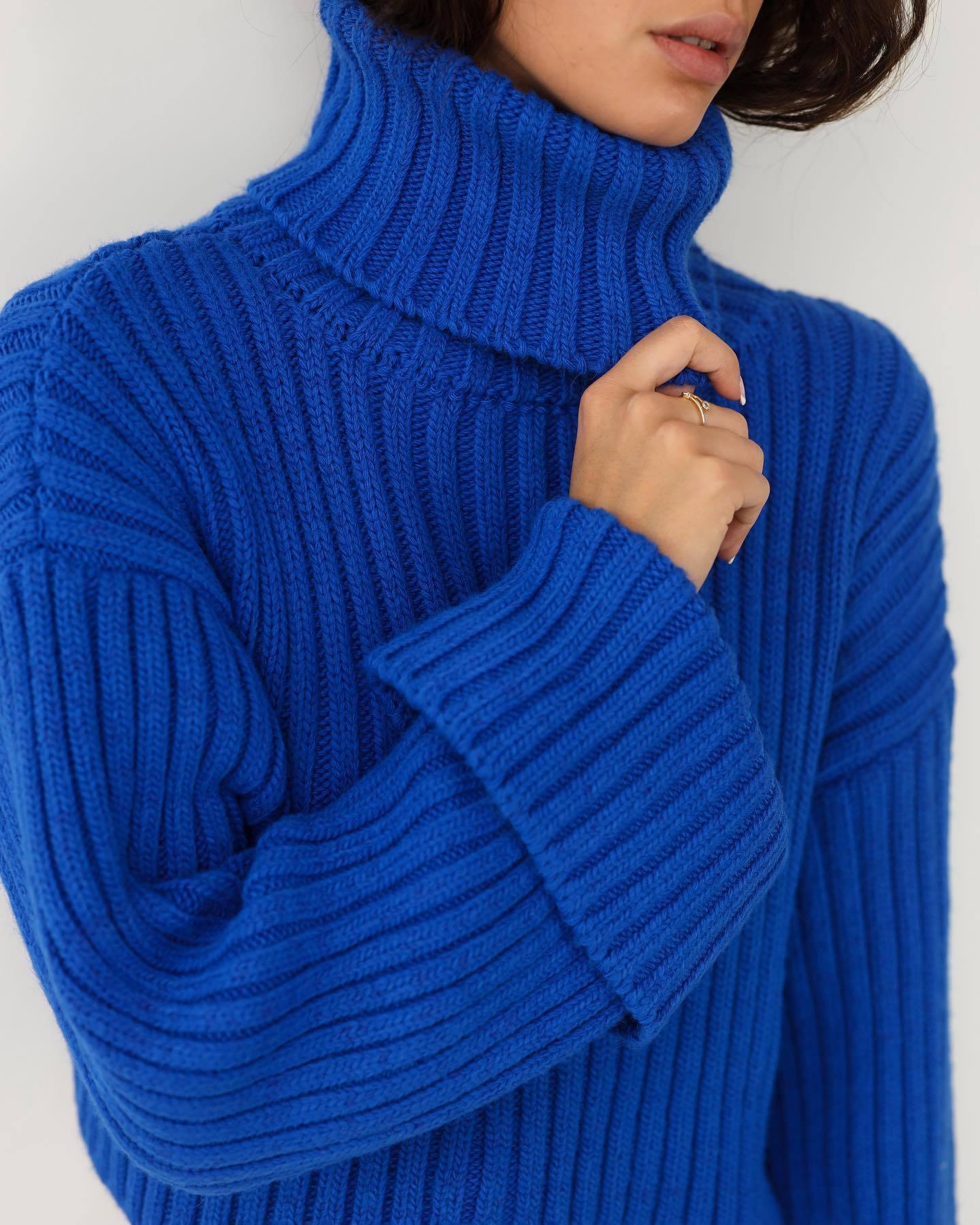Stylish Striped Turtleneck Sweater for Women – Ultra - Short Loose Fit Design - MRC STORESweaters & HoodiesMy StoreStylish Striped Turtleneck Sweater for Women – Ultra - Short Loose Fit Design - MRC STOREMRC STORECJMY224040303CXBlueL