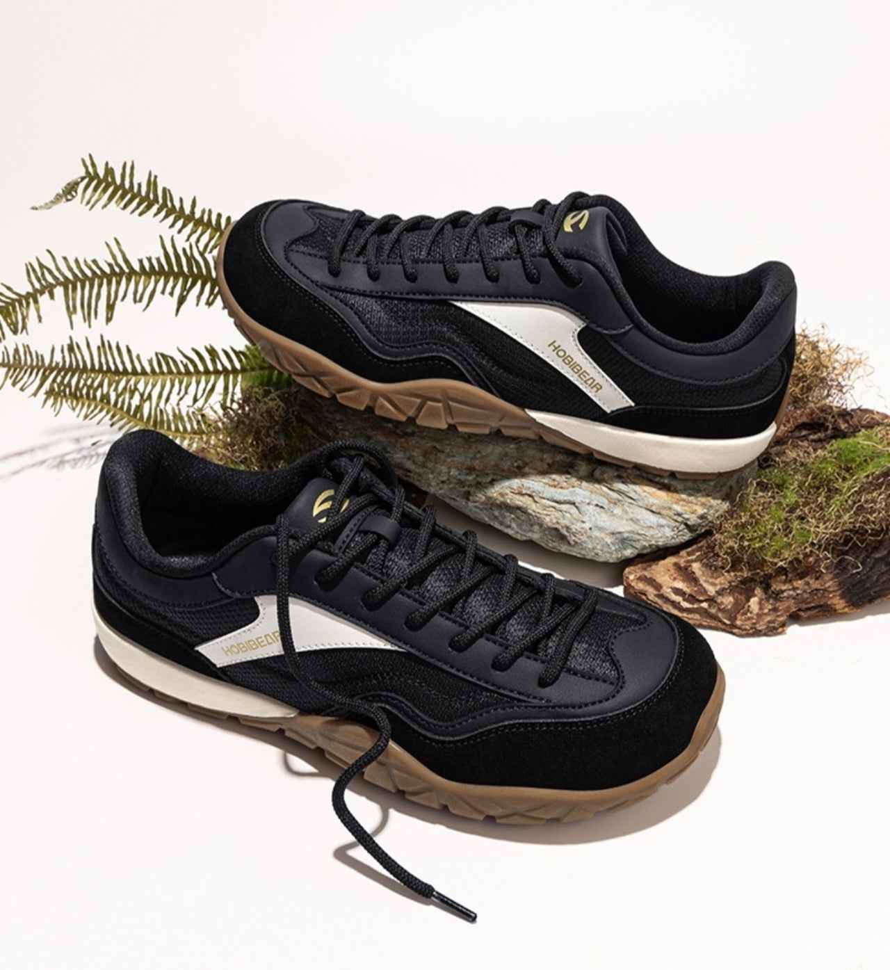 Wide-toe Shoes For Spring And Autumn Outdoor Sneakers With A Durable Soft Sole